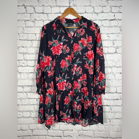 Zara Tops Zara Floral Long Sleeve Button Down Tunic Top In Navy And